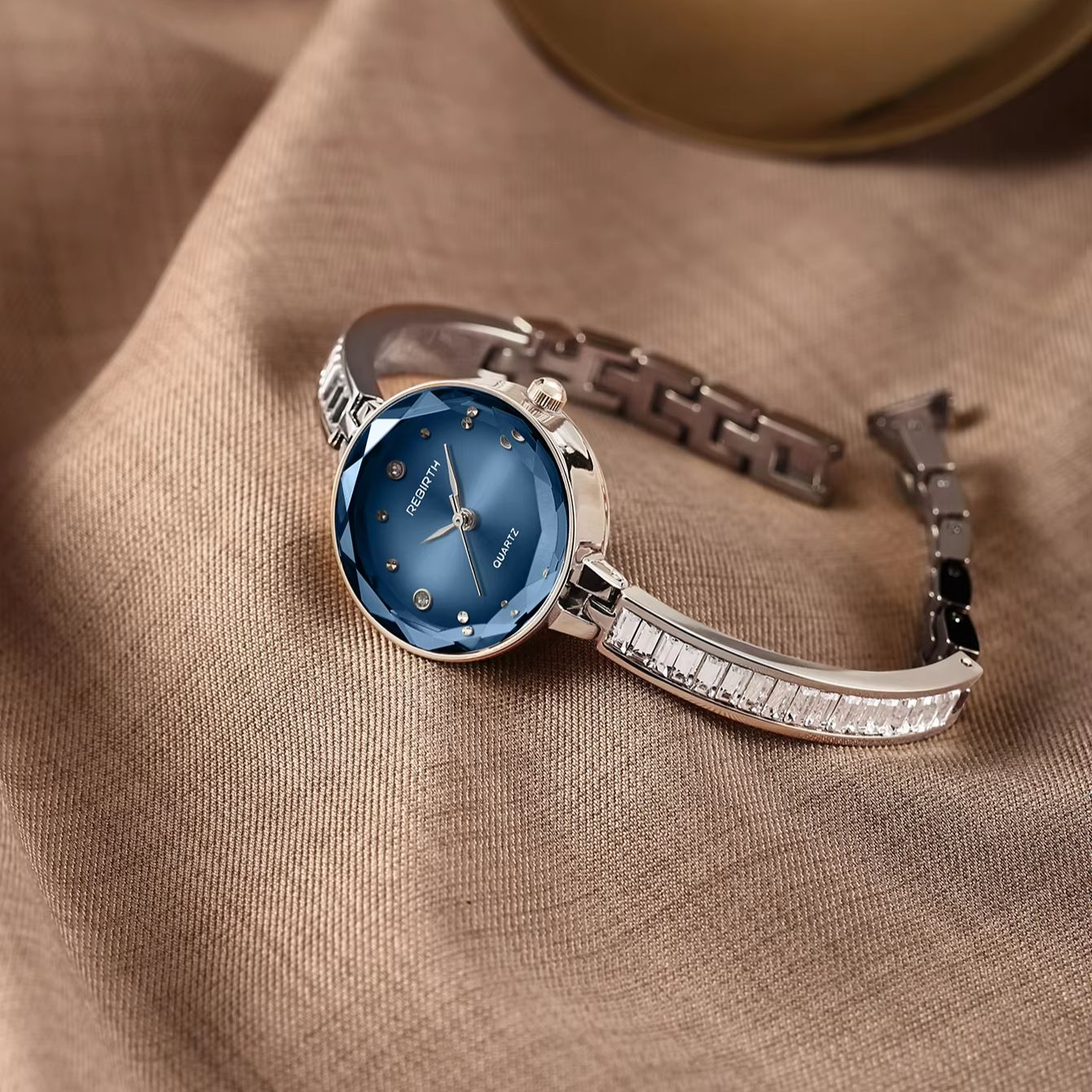 Quiet Luxury Watch - Lekki, luksusowy damski zegarek kwarcowy z